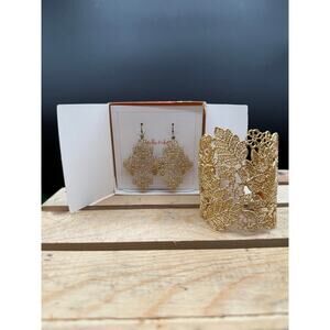 Stella & Dot Gold-Tone Matching Bracelet and Earrings Set